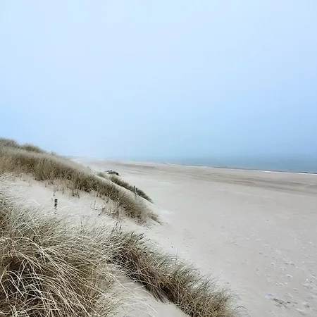 Dana Piekna Plaza Wydmy アパート